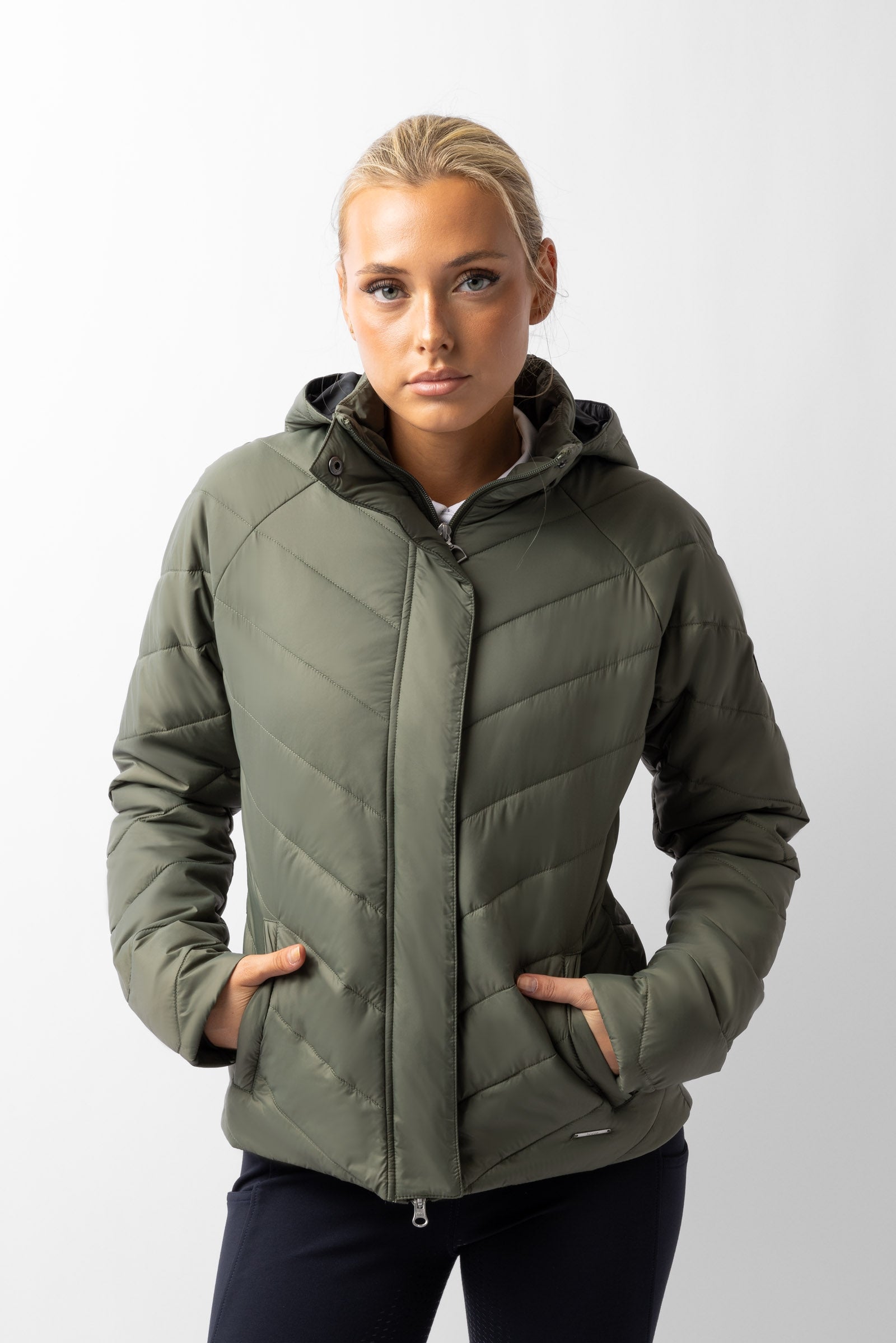 Horze Aurora Padded Parka Riding Riding Jacket with Removable Skirt Women’s Riding Clothing