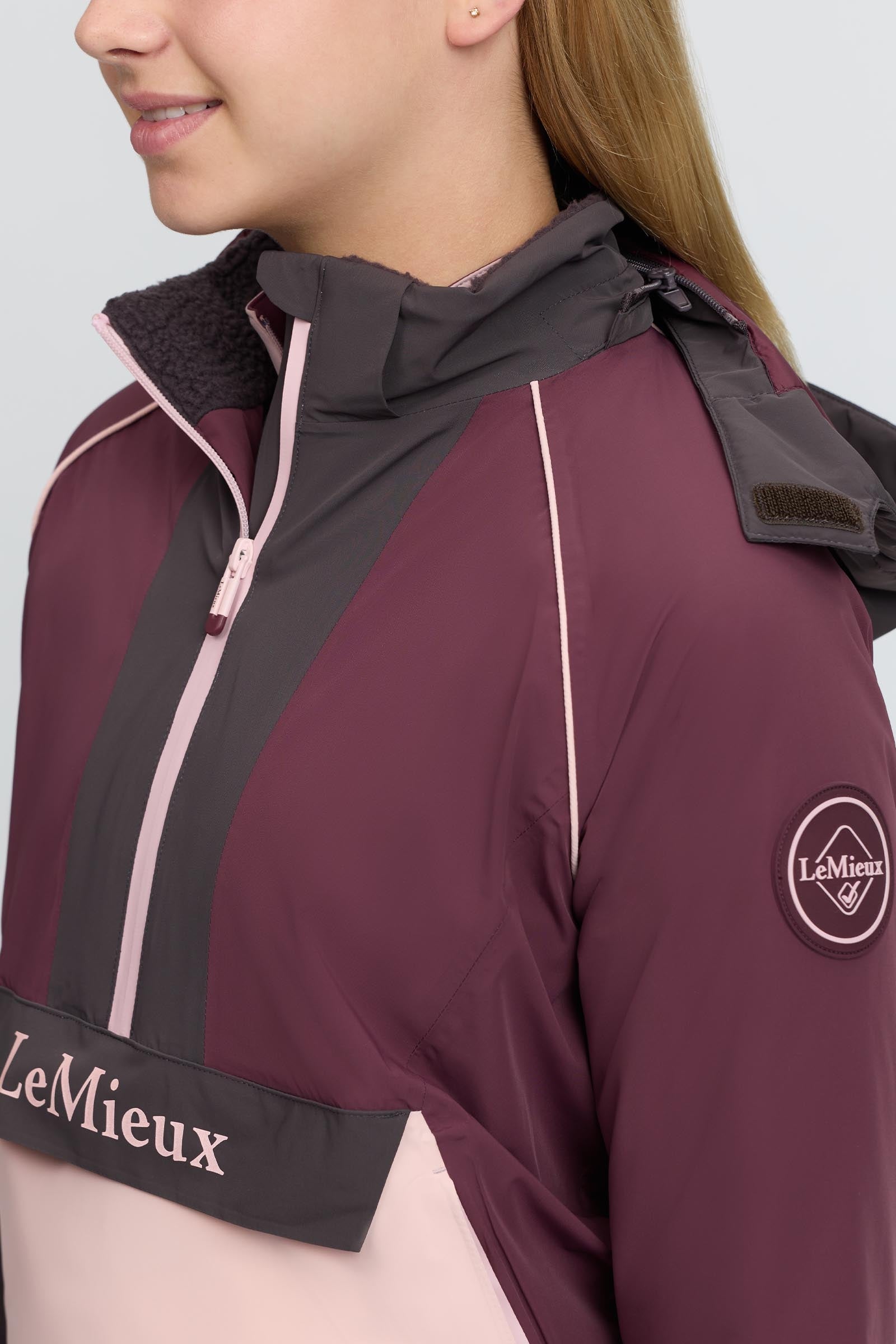 Model shot 6