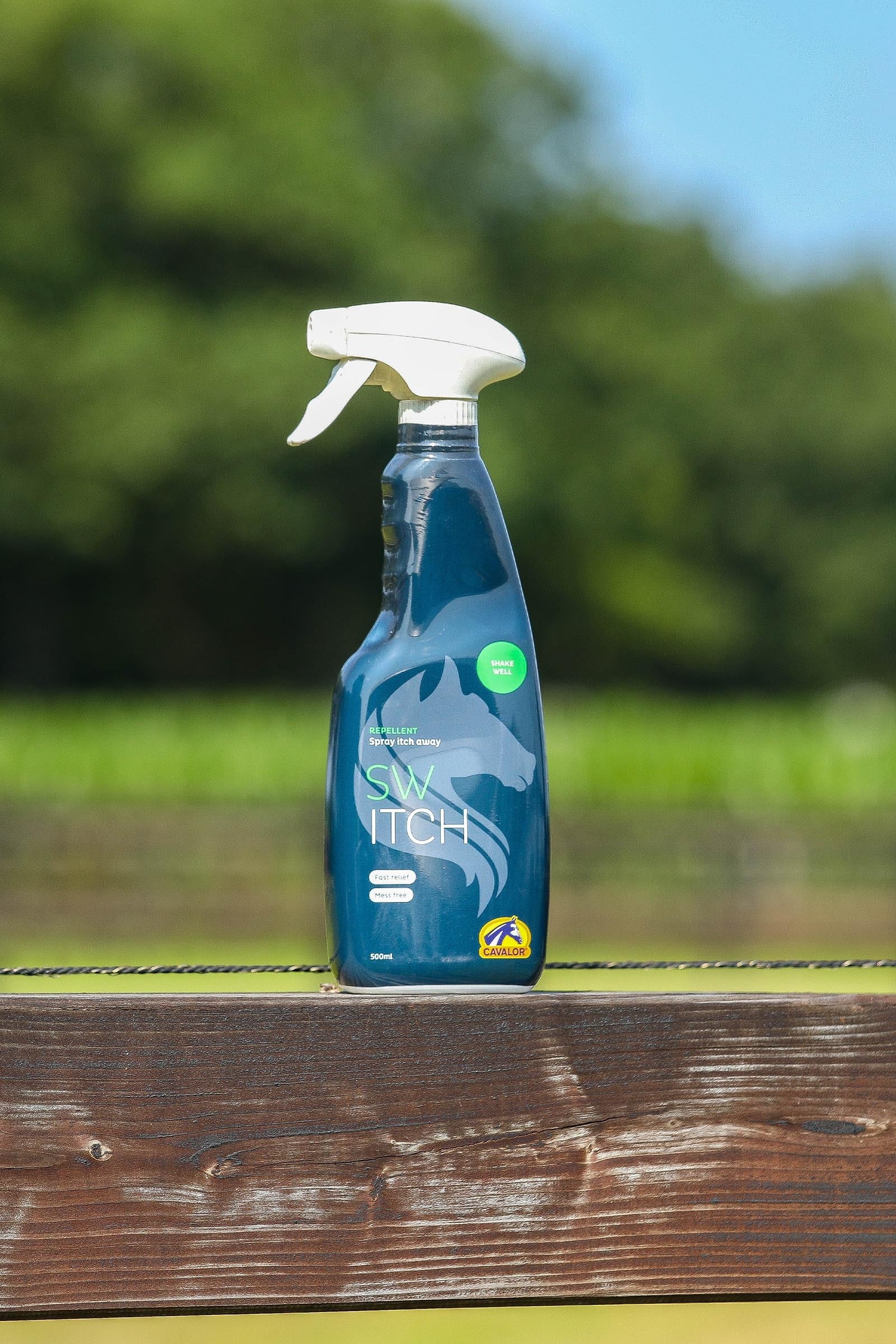 Cavalor Sw-Itch, Relief & Protection, 500 ml Antifly Protection for Horses
