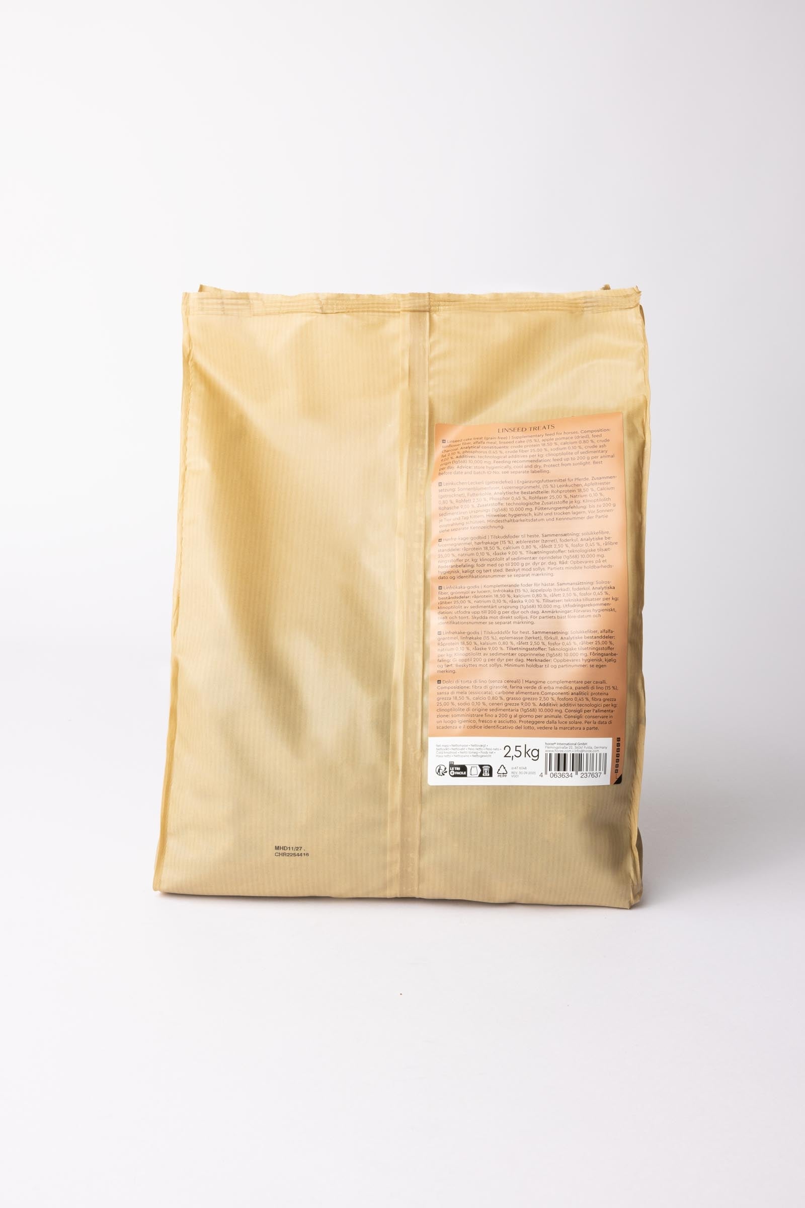 Pack shot 2