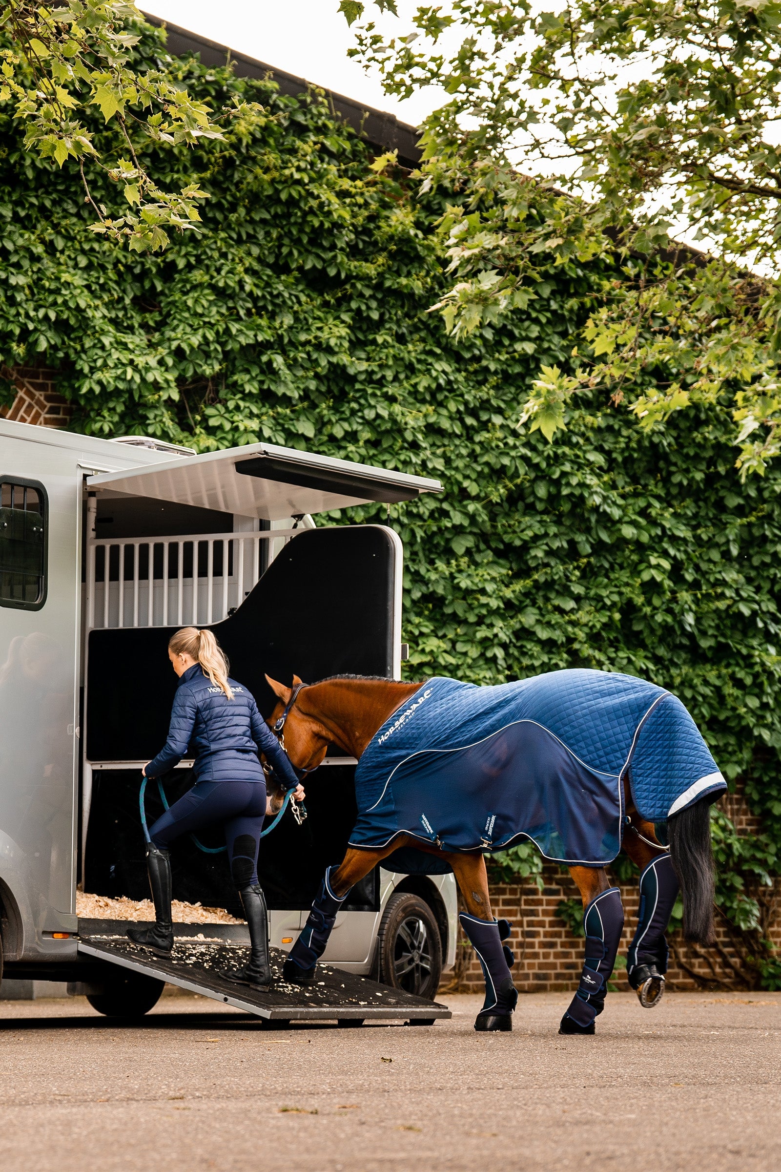 Horseware Signature Travel Boots Leg Protection & Hoof Protection for Horses