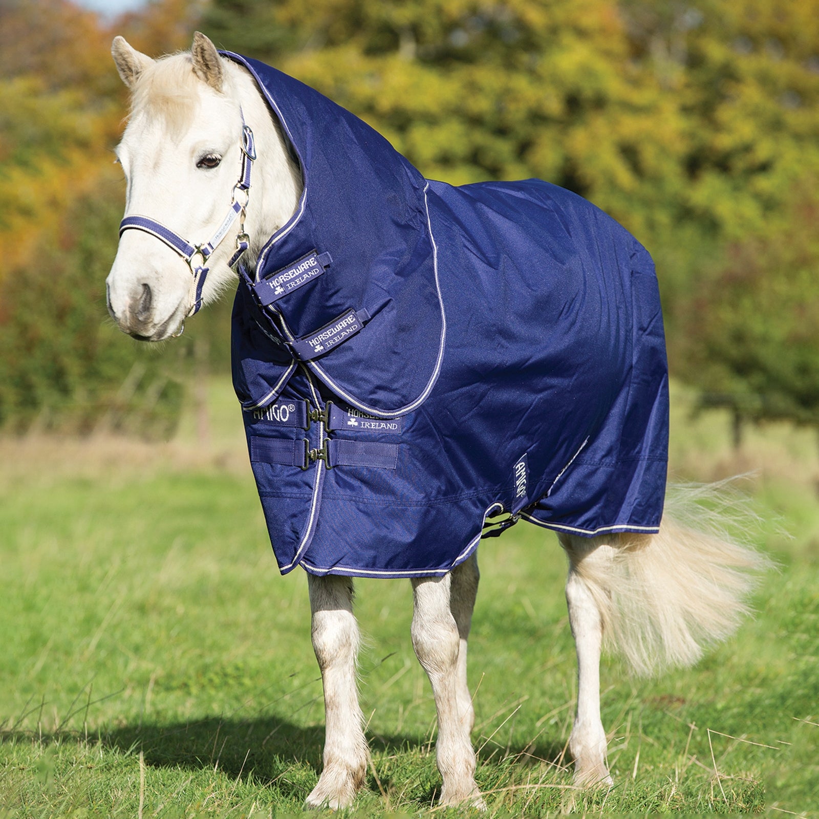 Horseware Amigo Hero 900 Pony Plus utedekken med avtakbar hals, 200 gram Dekken