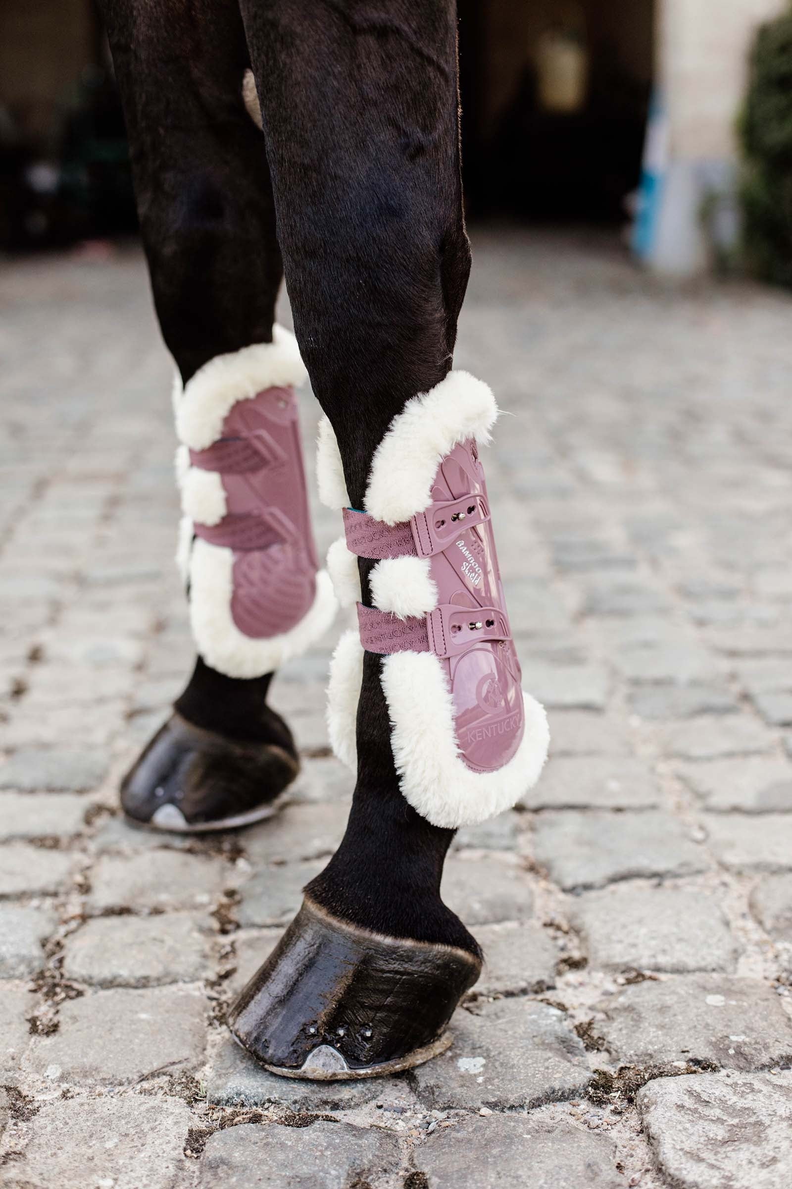 Kentucky Horsewear Vegan elastiske senebelegg med bambus og saueskinn Leg Protection & Hoof Protection for Horses