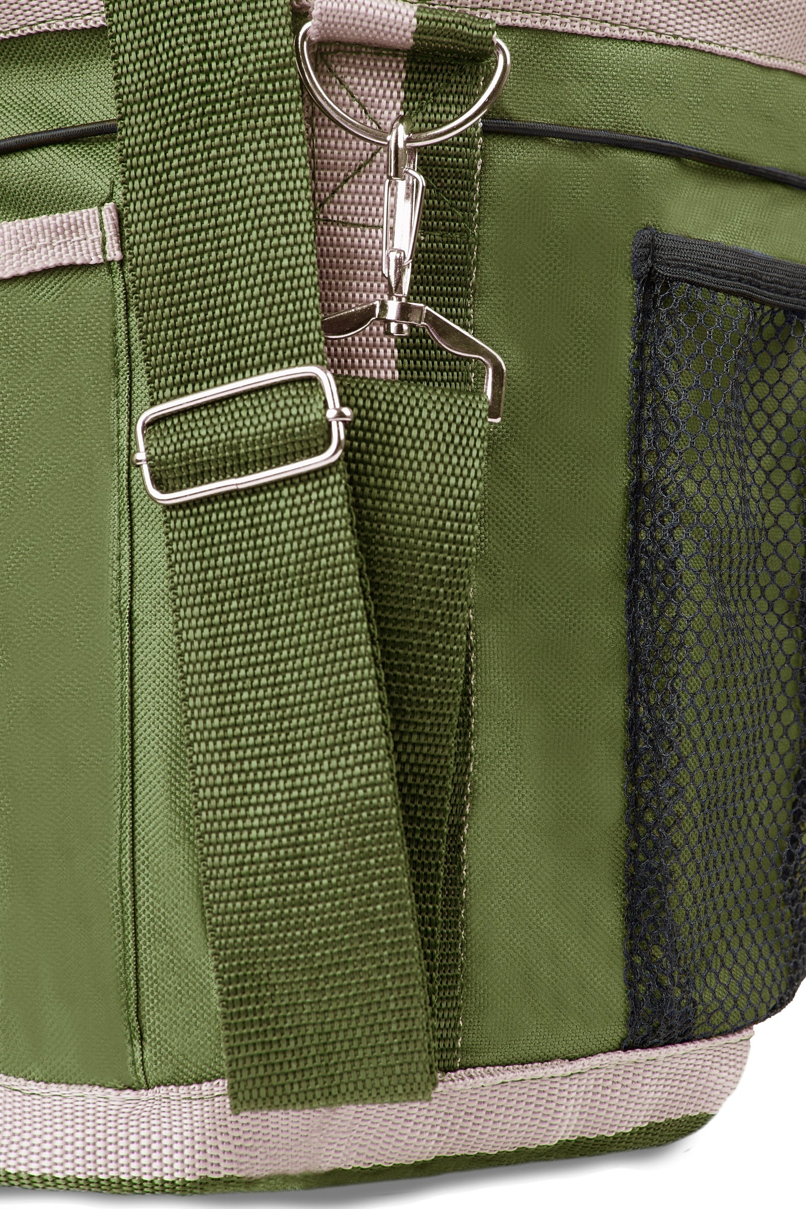 Pack shot 4