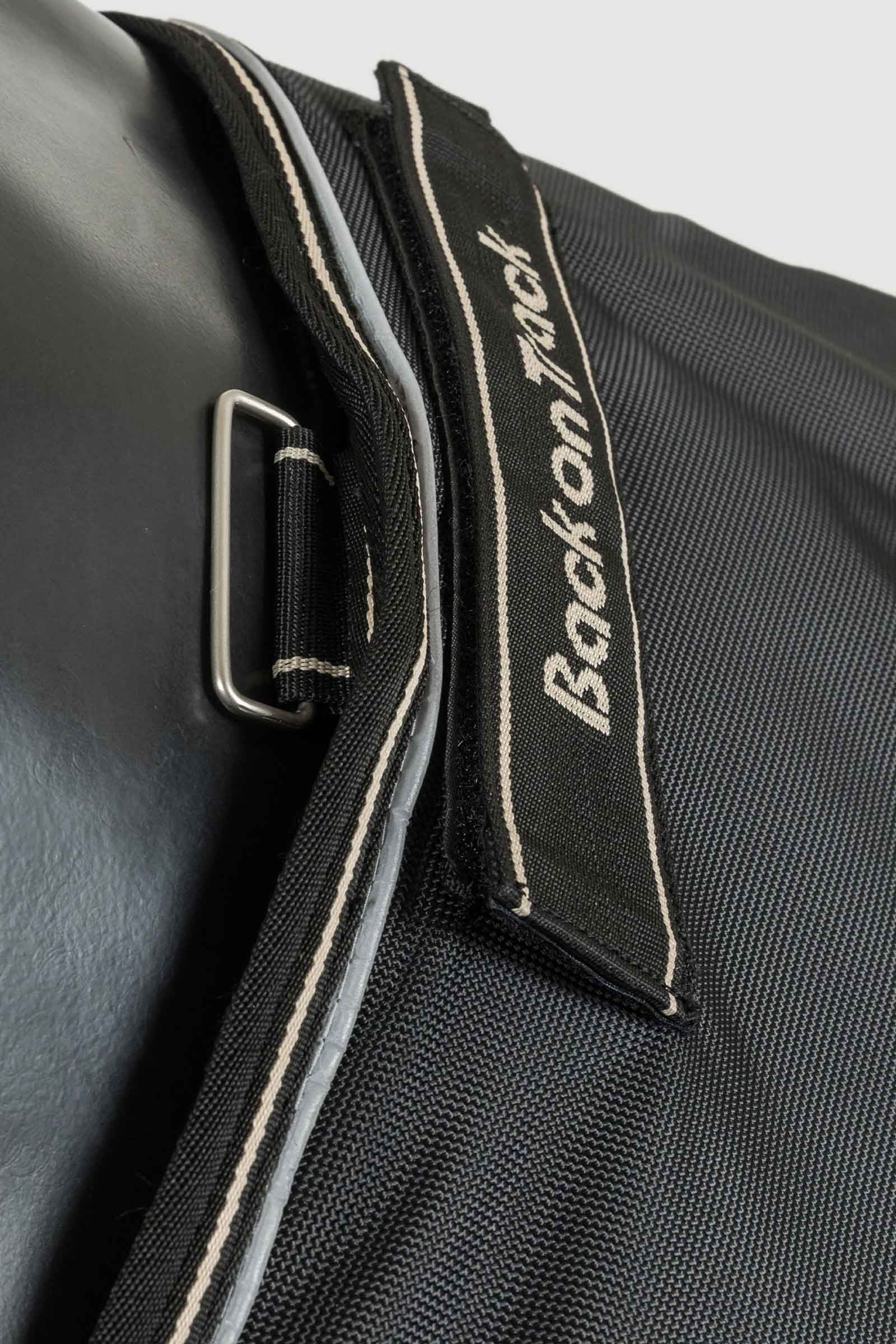 Pack shot 6