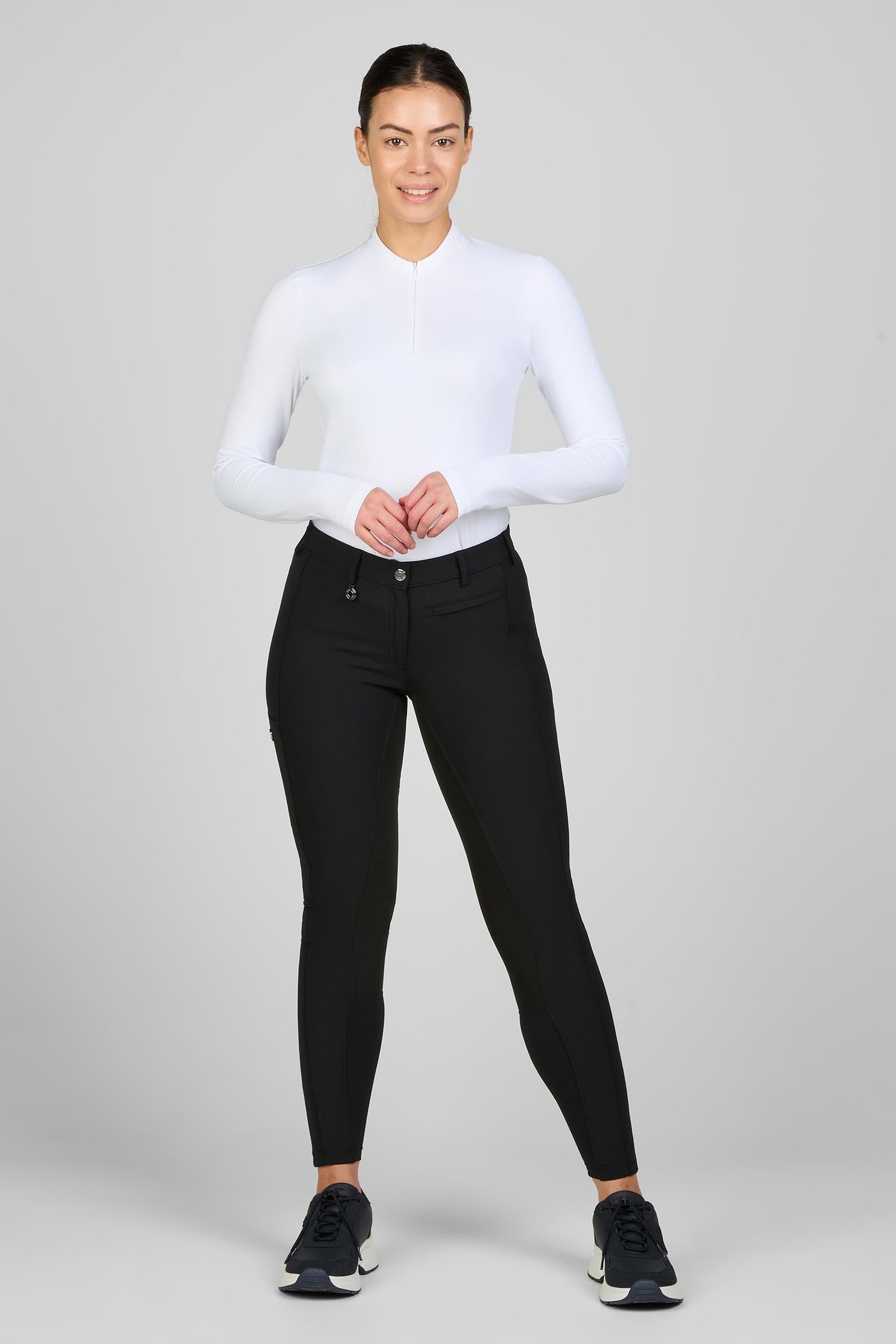 Model shot 2