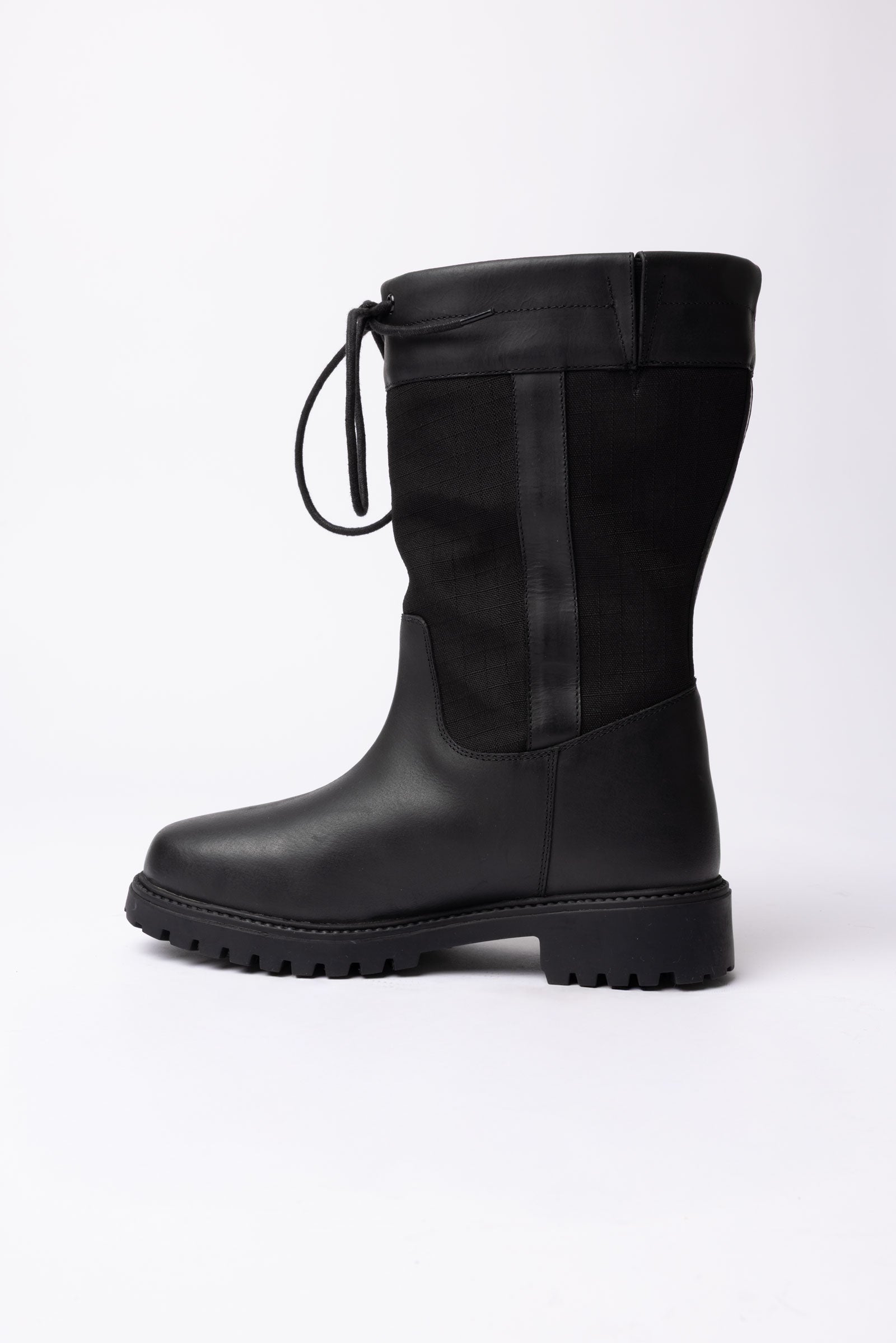 Horze York Waterproof Outdoor Boots With Mid Shaft Riding Boots & Riding Shoes