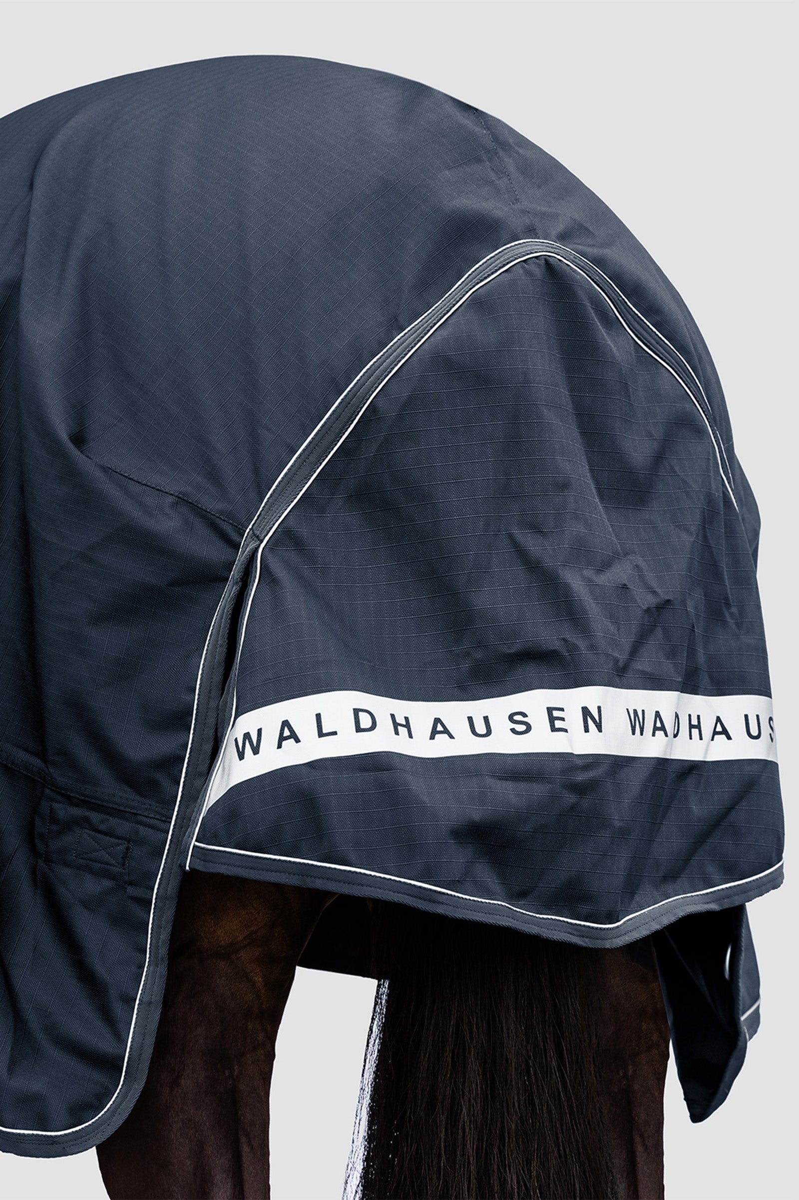 Waldhausen Outdoor Rug Scandic 300 g Horse Rugs