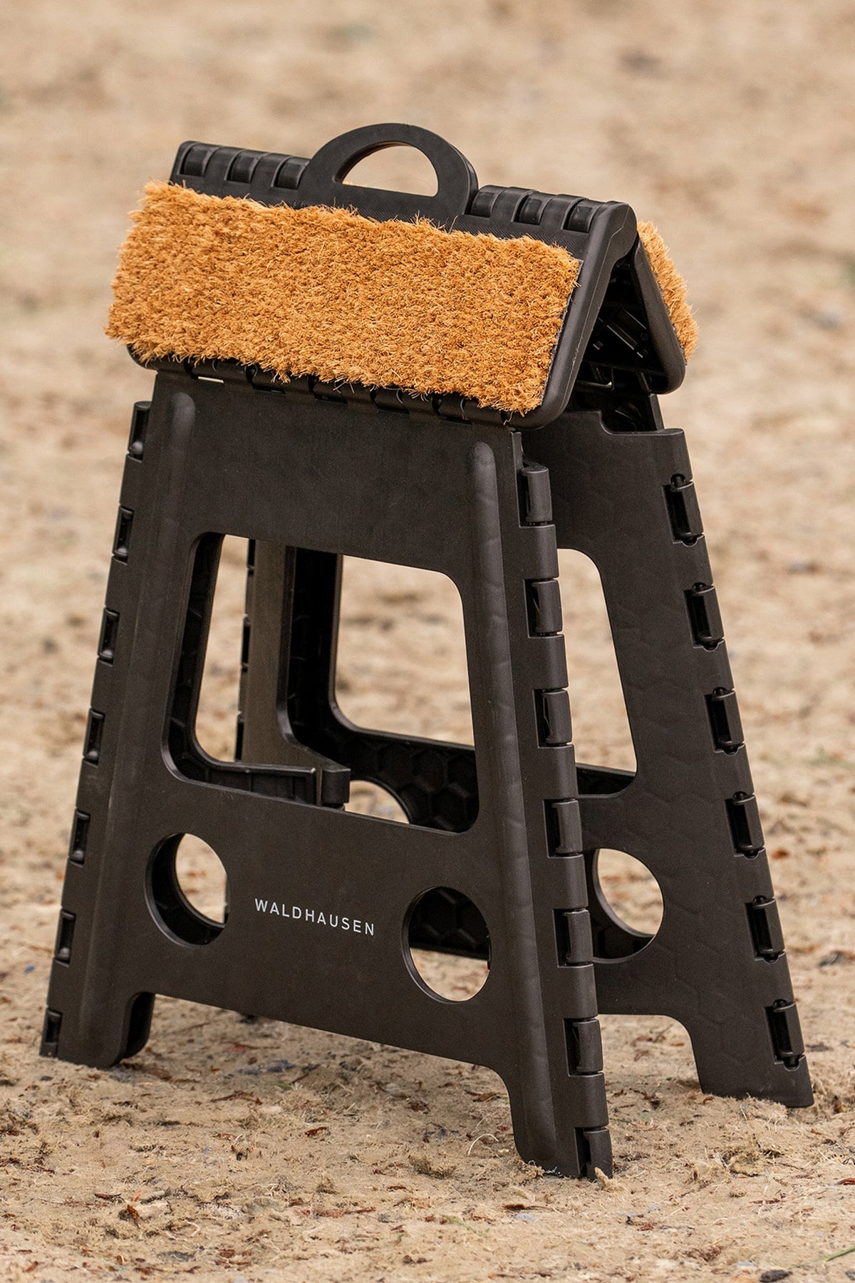 Waldhausen Foldable Stool With Coconut Mat Stable Equipment