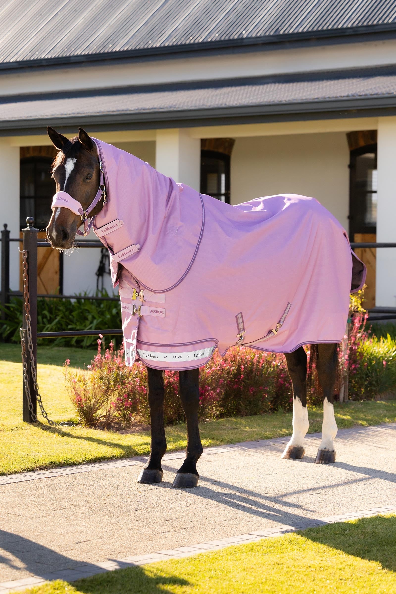 LeMieux Arika Ripstop Turnout Rug With Detachable Neck, 0 g Horse Rugs