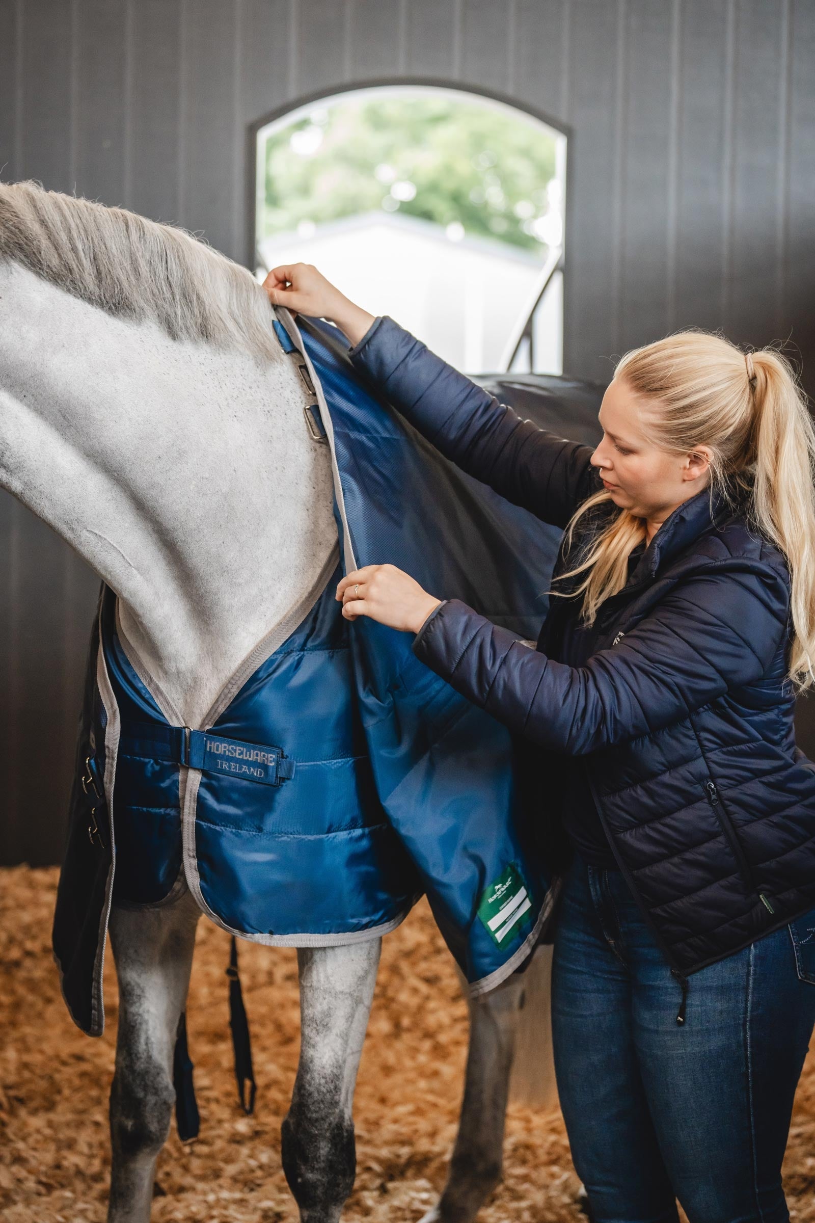 Horseware Ionic Therapy Stable Rug, 50g Horse Rugs