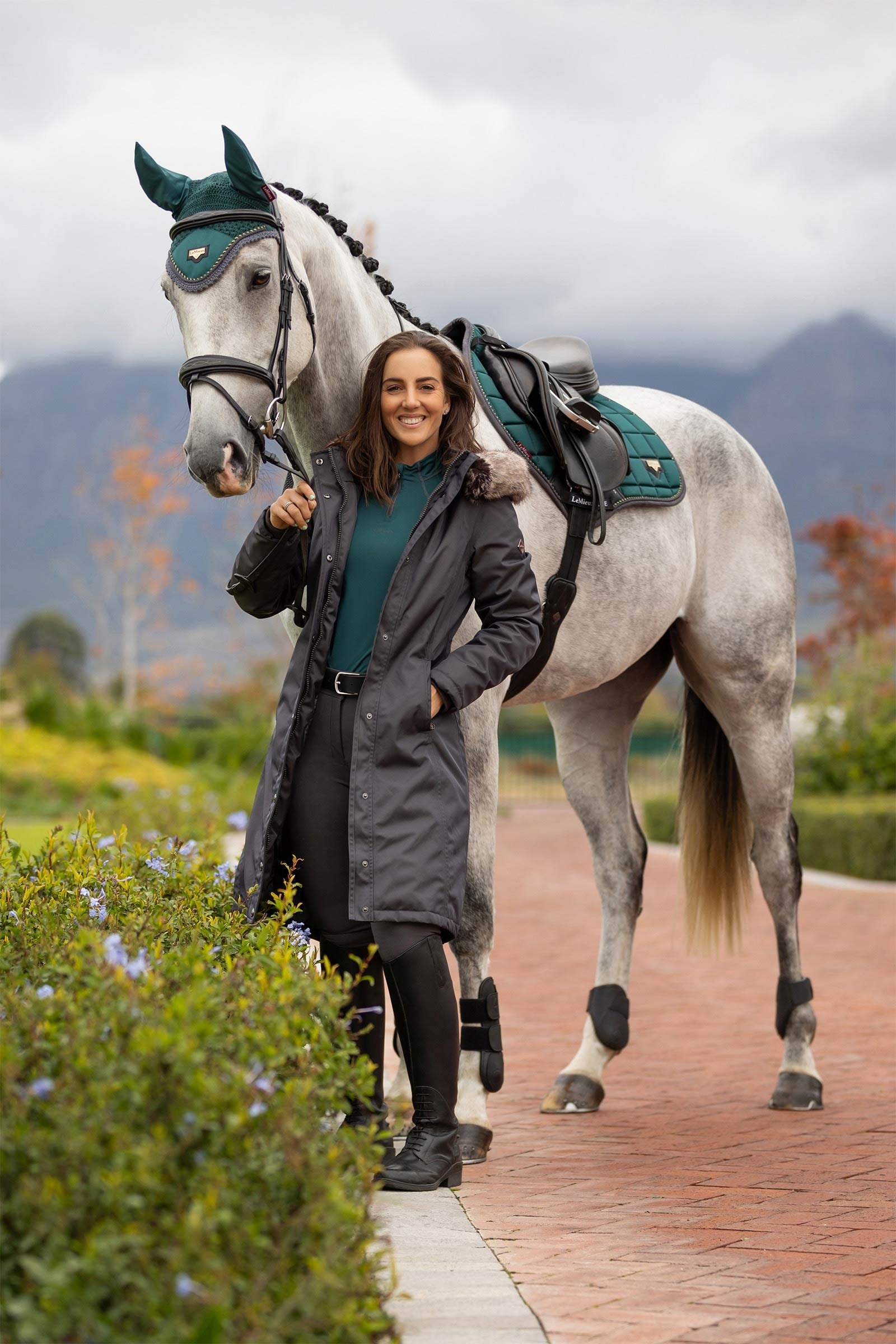 LeMieux Loire Classic Square Close Contact Saddle Pad Saddle Pads