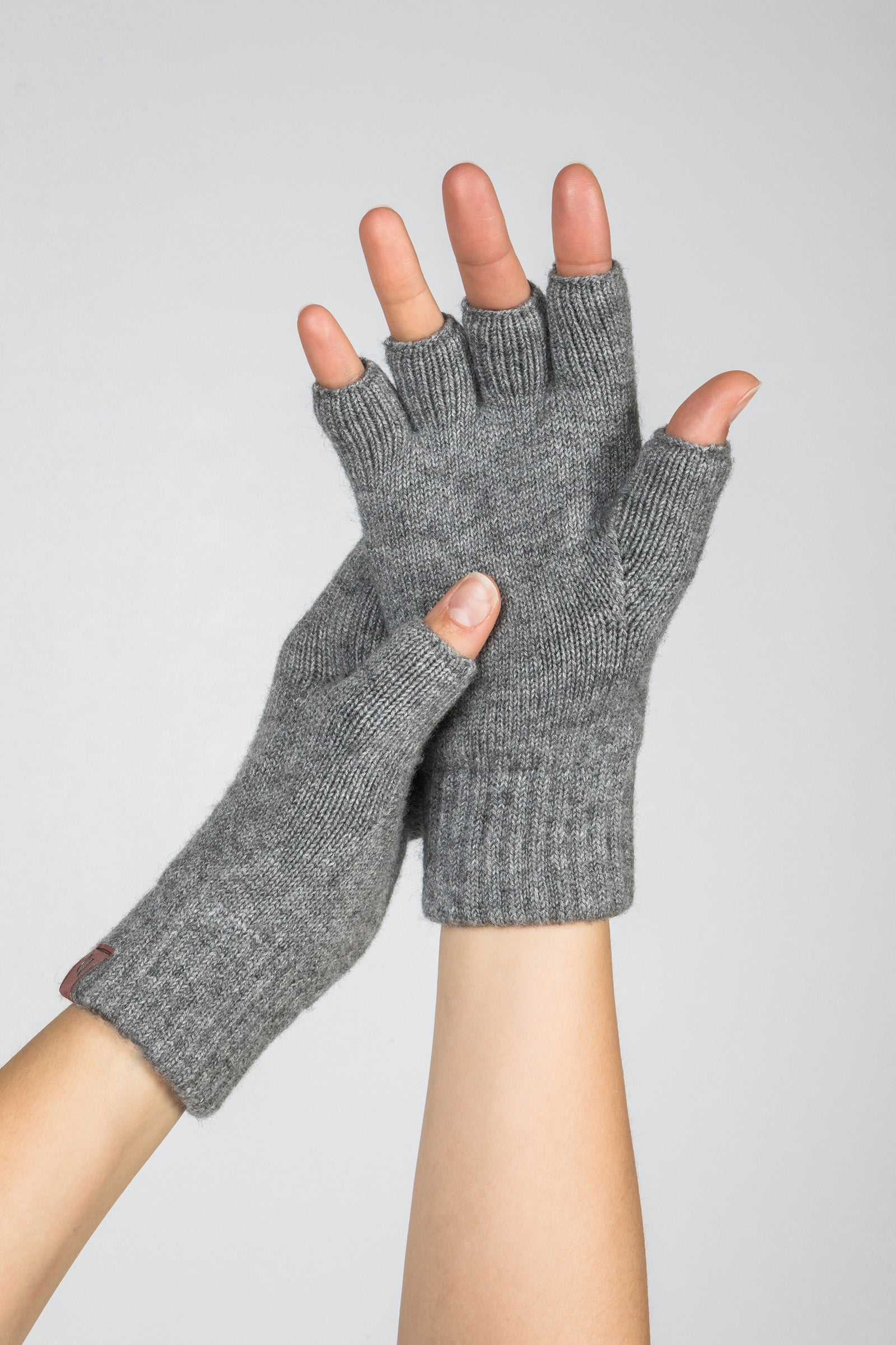 Back on Track Back On Track Half Finger Gloves Riding Gloves