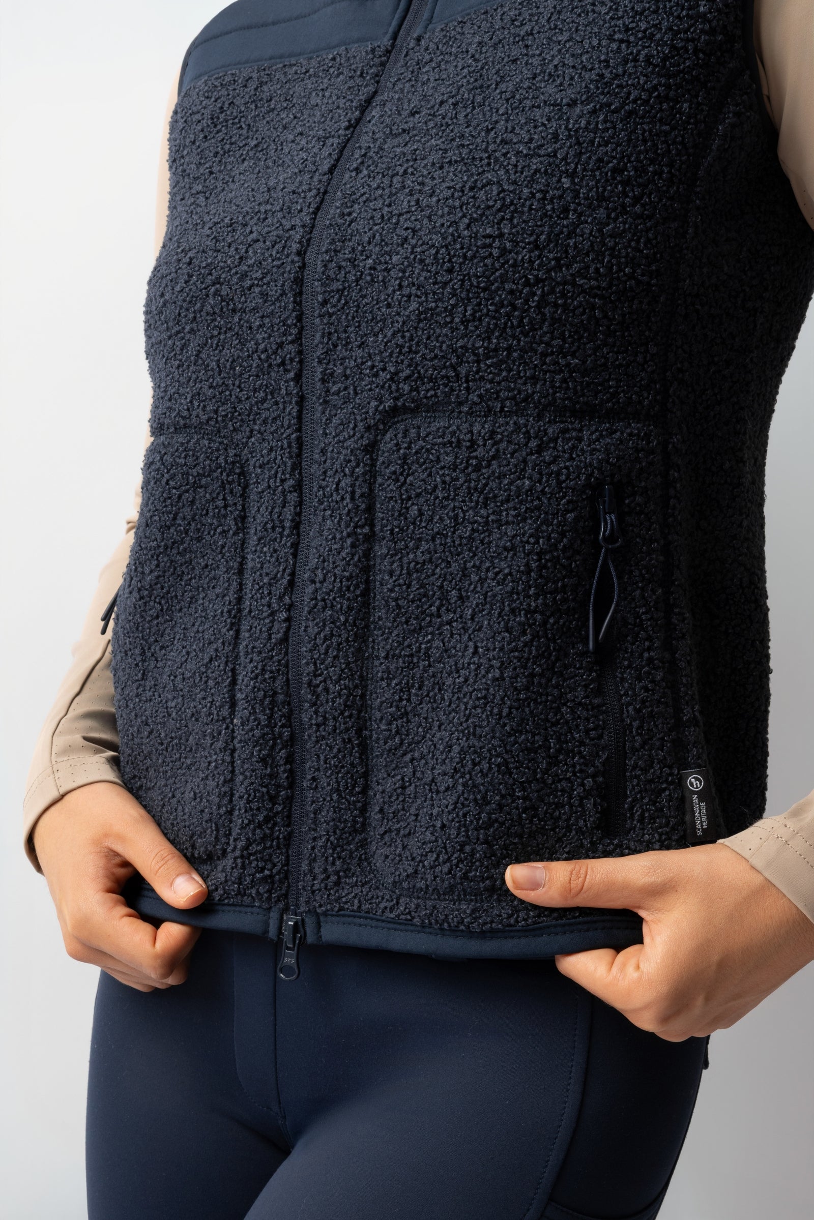 Horze Adira Teddyfleece Vest Women’s Riding Clothing