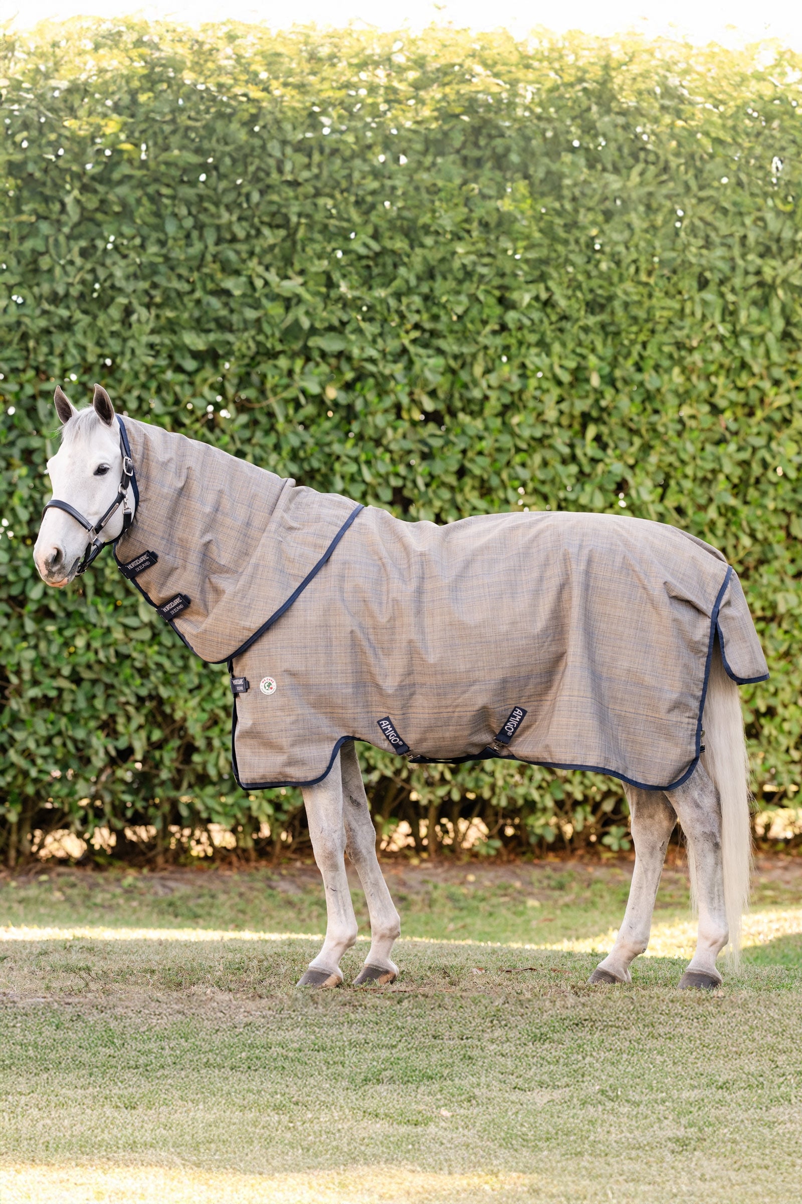Horseware Amigo Hero 900 Revive Plus utetäcke med avtakbar hals, 50 g Dekken